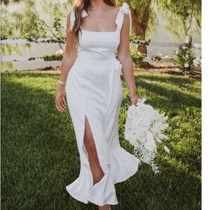Show me your mumu Garden Midi Dress in white
